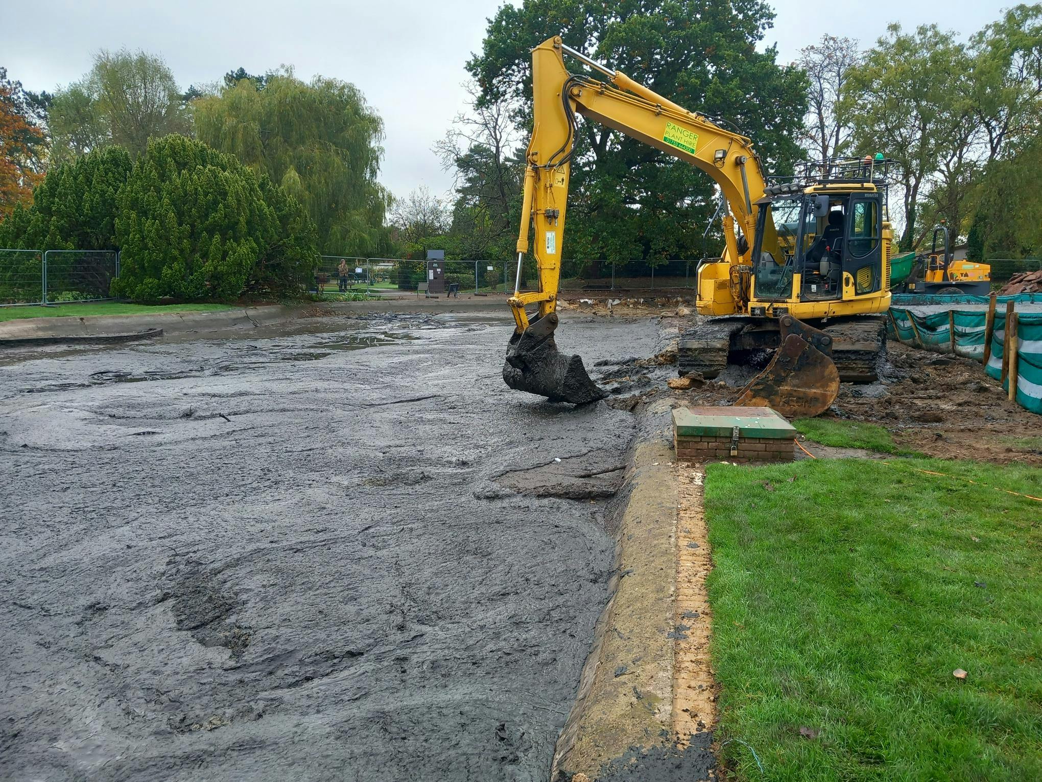 Pond Works Progress 221025_04.jpg