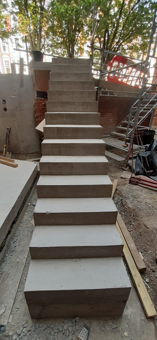 Reinforced Concrete Staircase (2)_Jun23