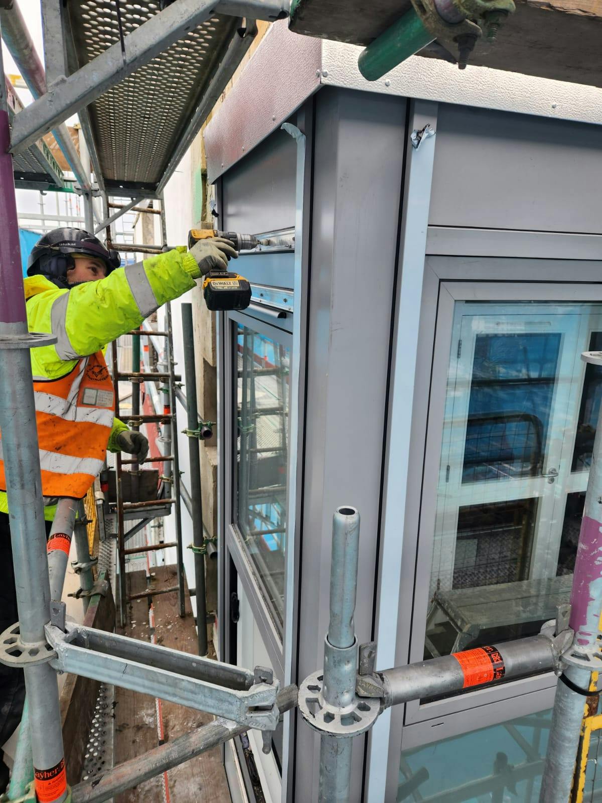 21st floor final trims following new roof_Nov23