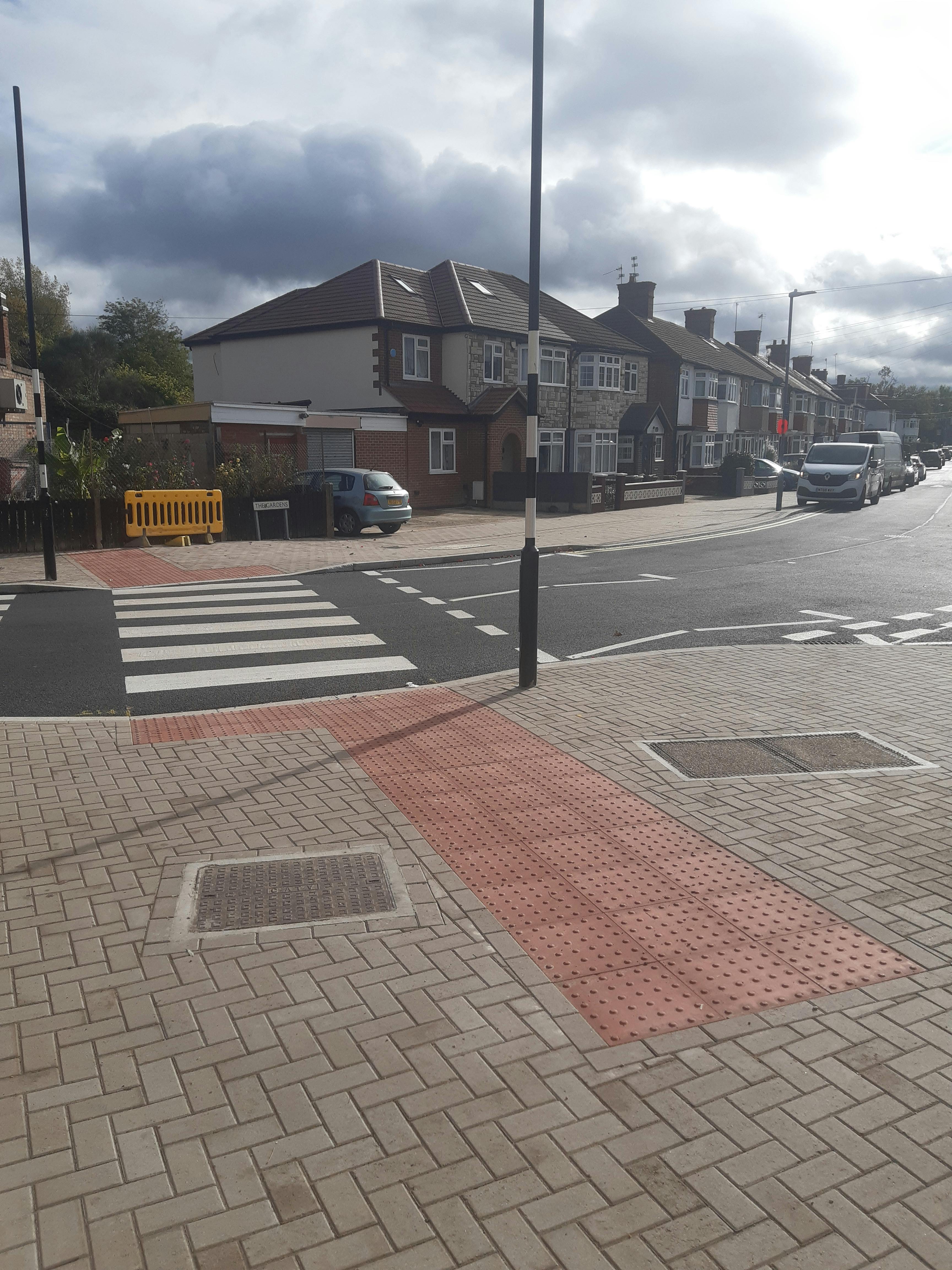 New Zebra crossing in The Gardens