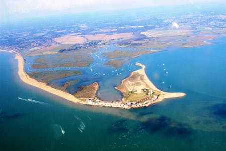 Panoramic View of Hurst Spit September 2019 (Source: Andrew Colenutt)
