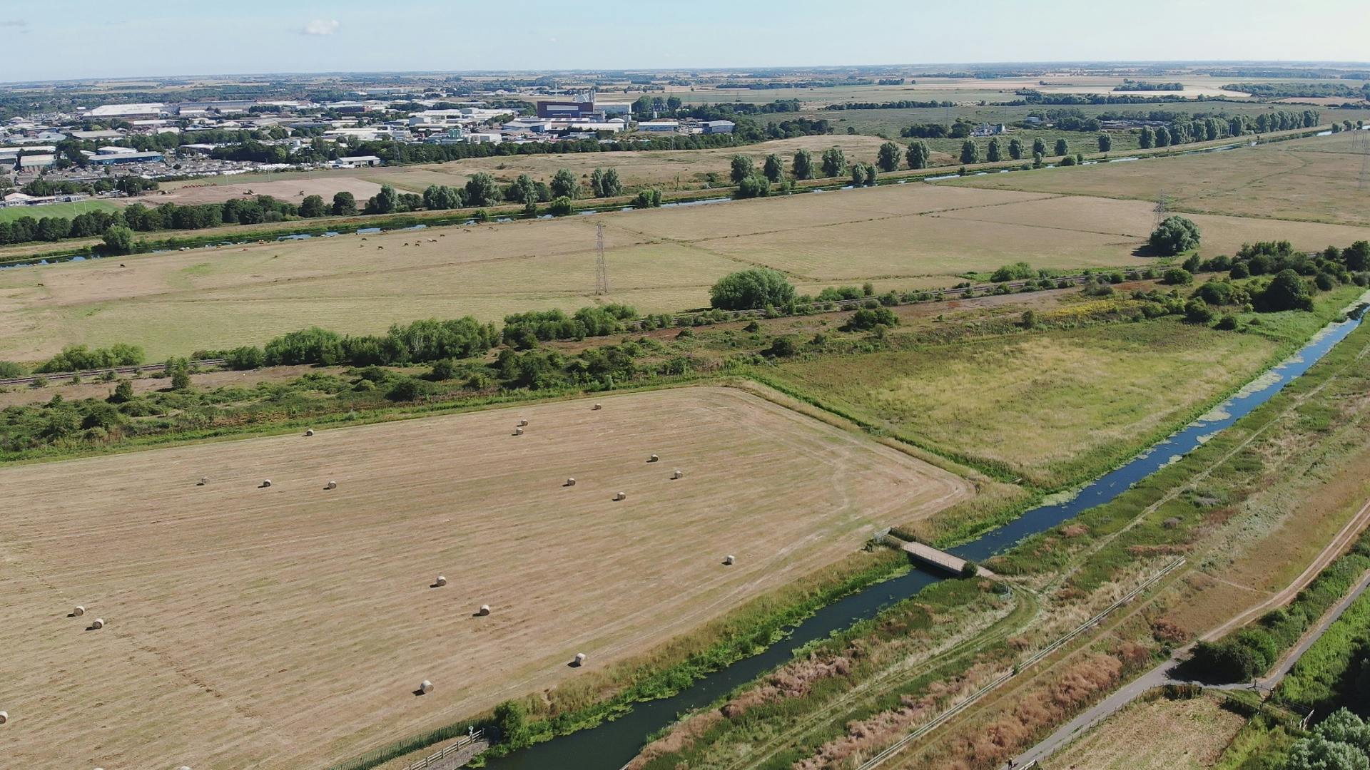 Image showing the River Nene and Nene Whittlesey Washes in the vicinity of the Stanground Sluice. 