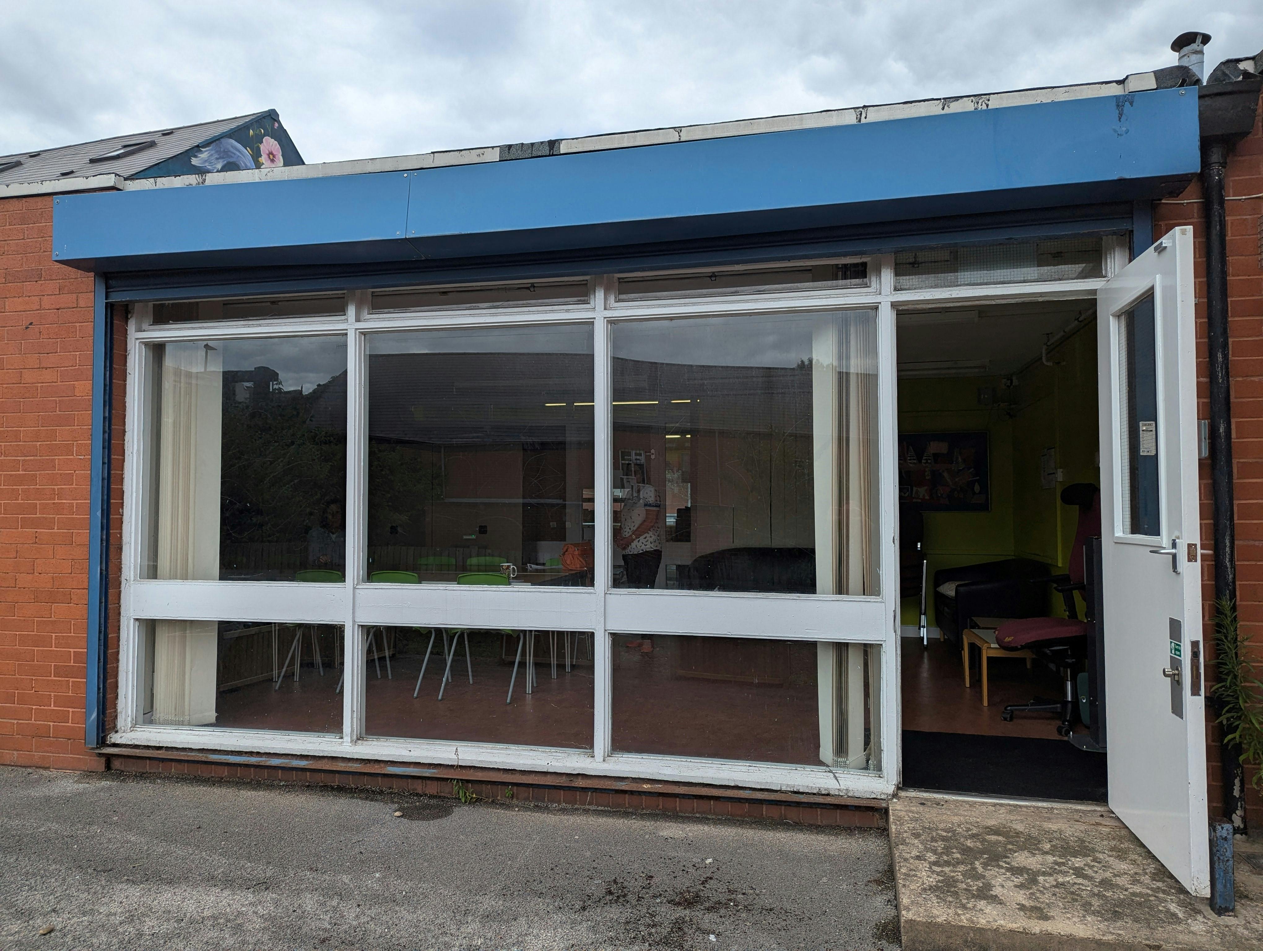 Darnall Library external entrance
