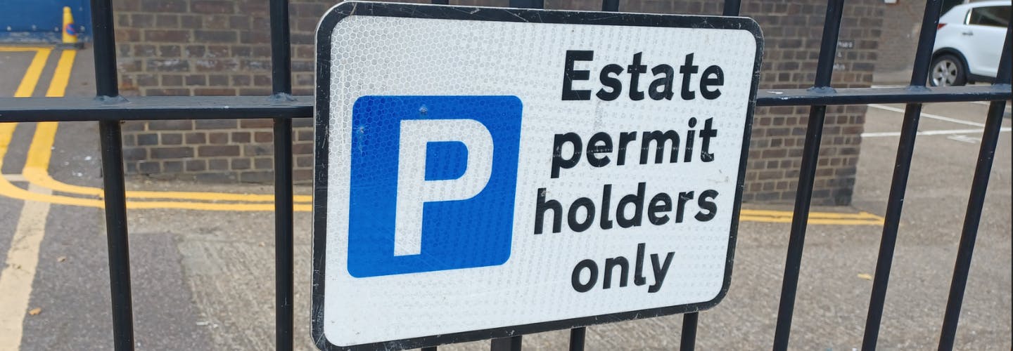 Picture of an Estate Parking Permit Sign