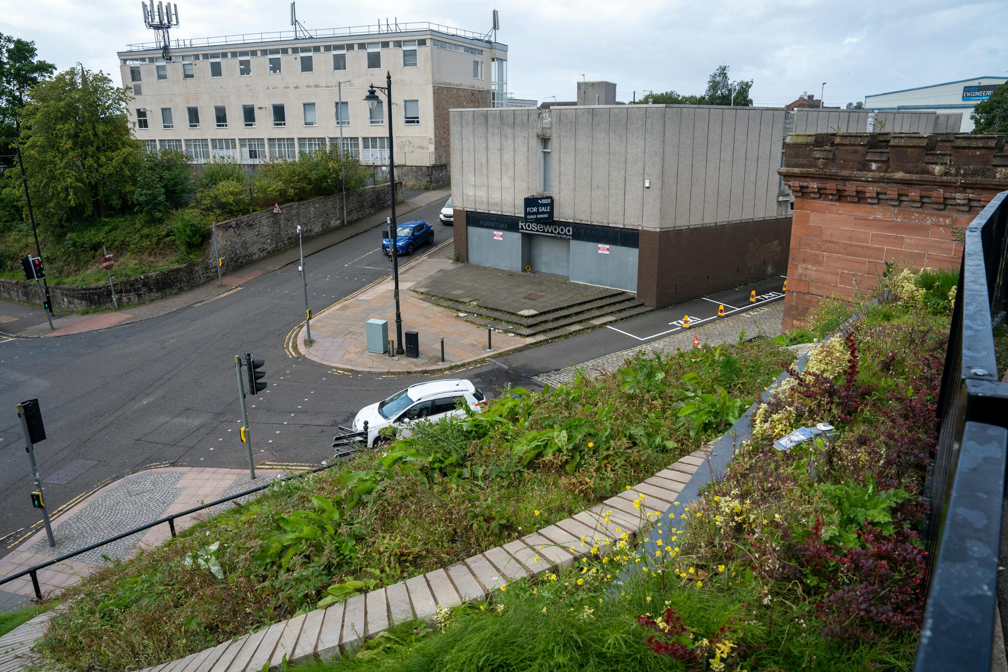 Former Curves Building.jpg