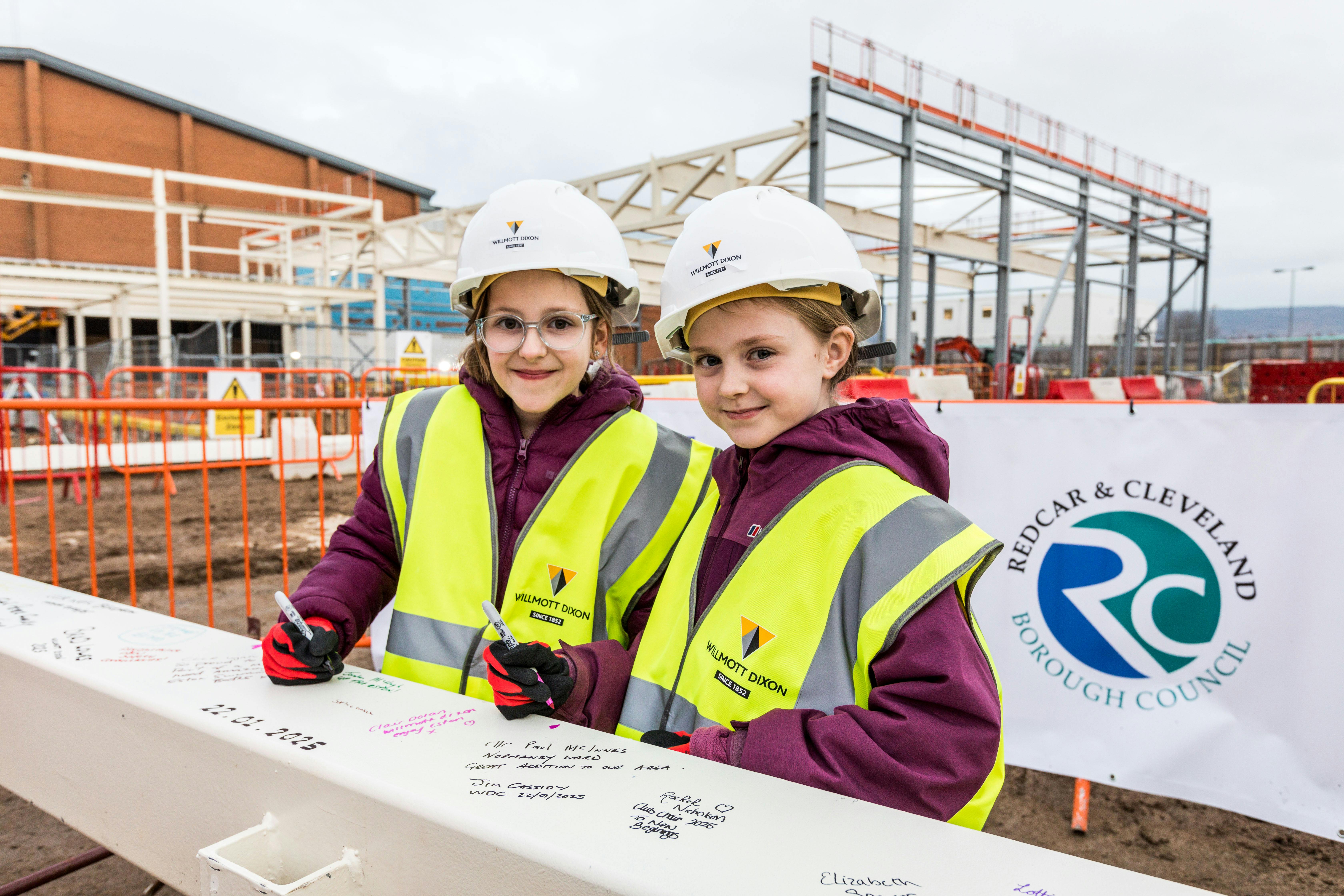 Eston Pool - Steel Beam Signing (22.1.25)