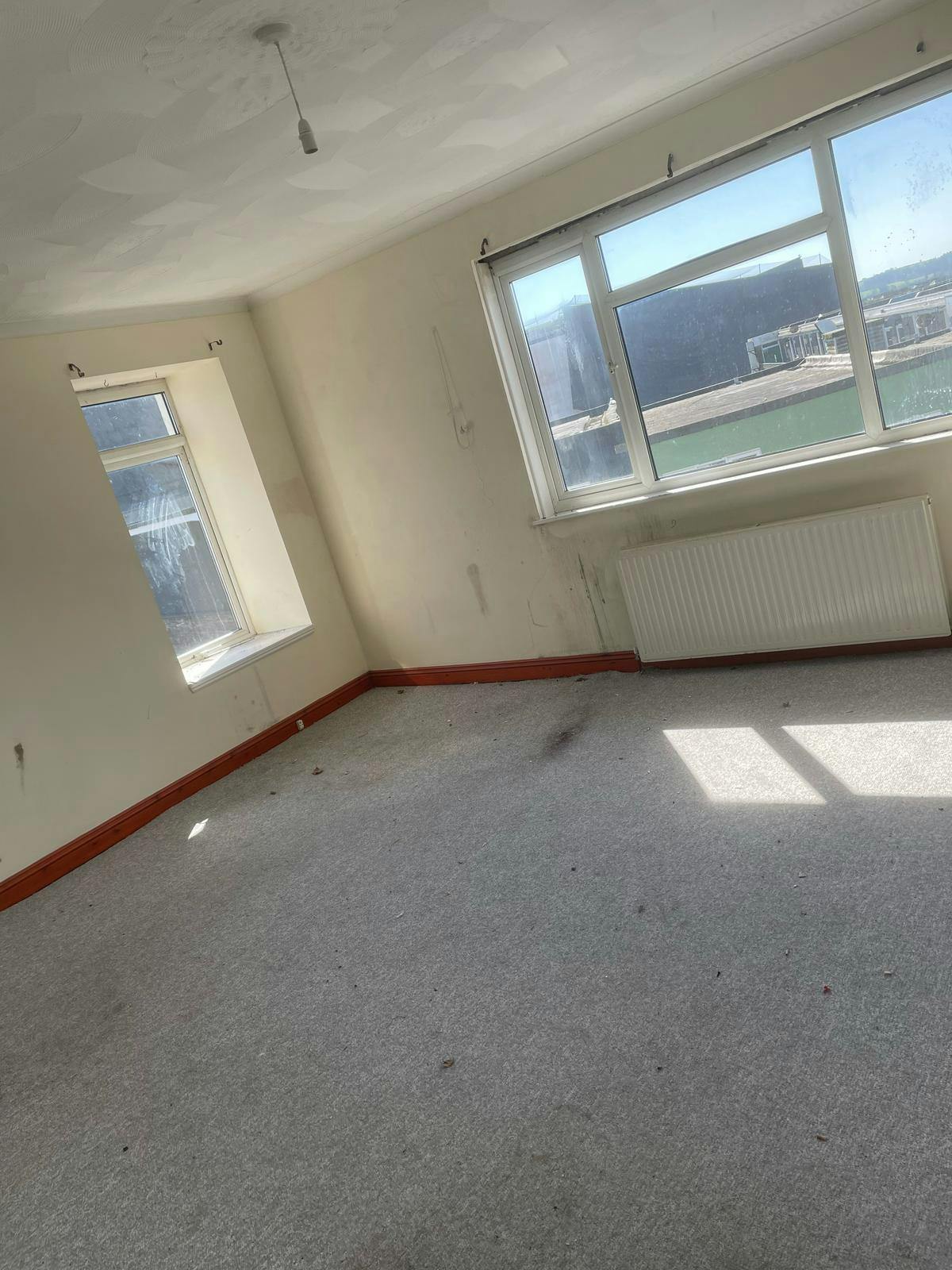 Flats 2-4 Truro Road Ground floor flat 2 Living Room.jpg