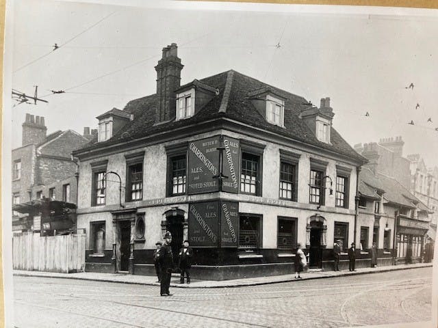 Bull Inn pre current building c1920.jpg