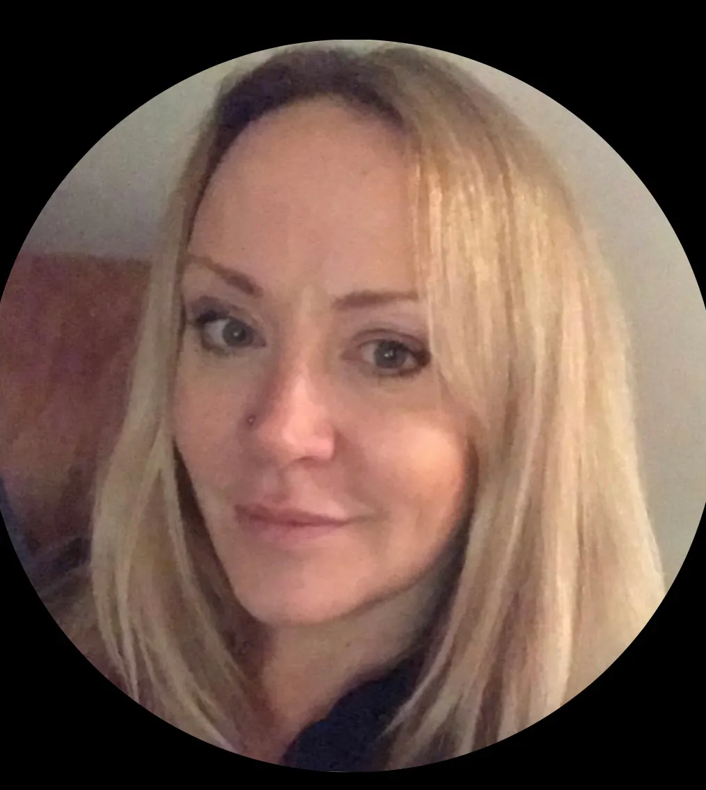 Team member, Leigh Karakostas