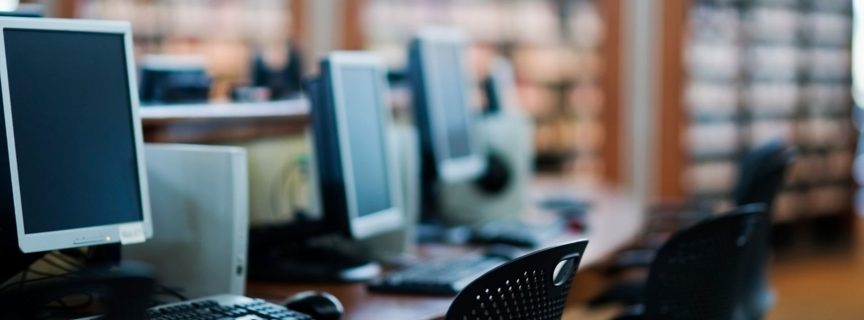 Image of computers in a public library.