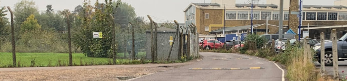 Entrance to Banbury station