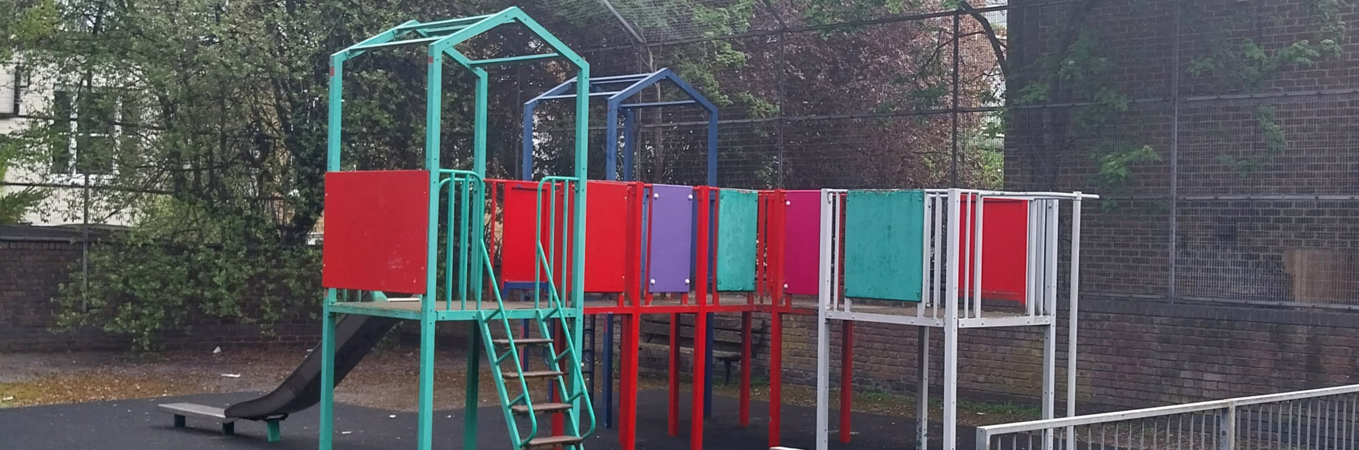 Photography of St Luke's Primary School showing the junction between Lizard Street and Radnor Street