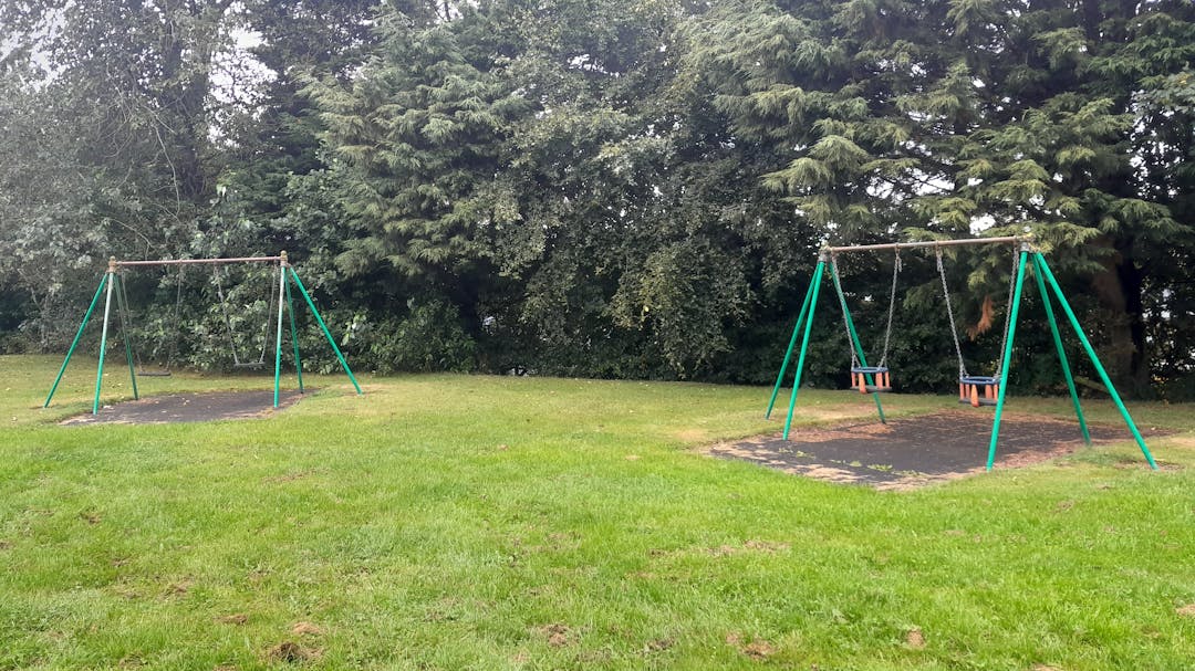 Swing Sets, Chapelhill Road