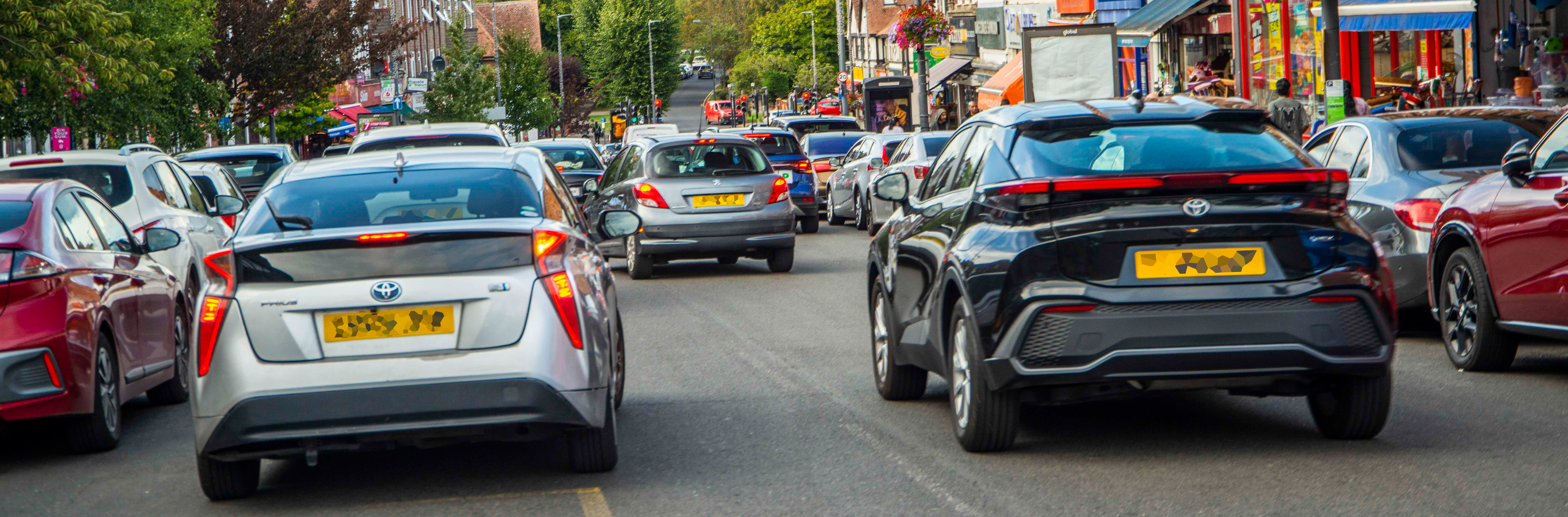 Cars double parking on Rayners Lane