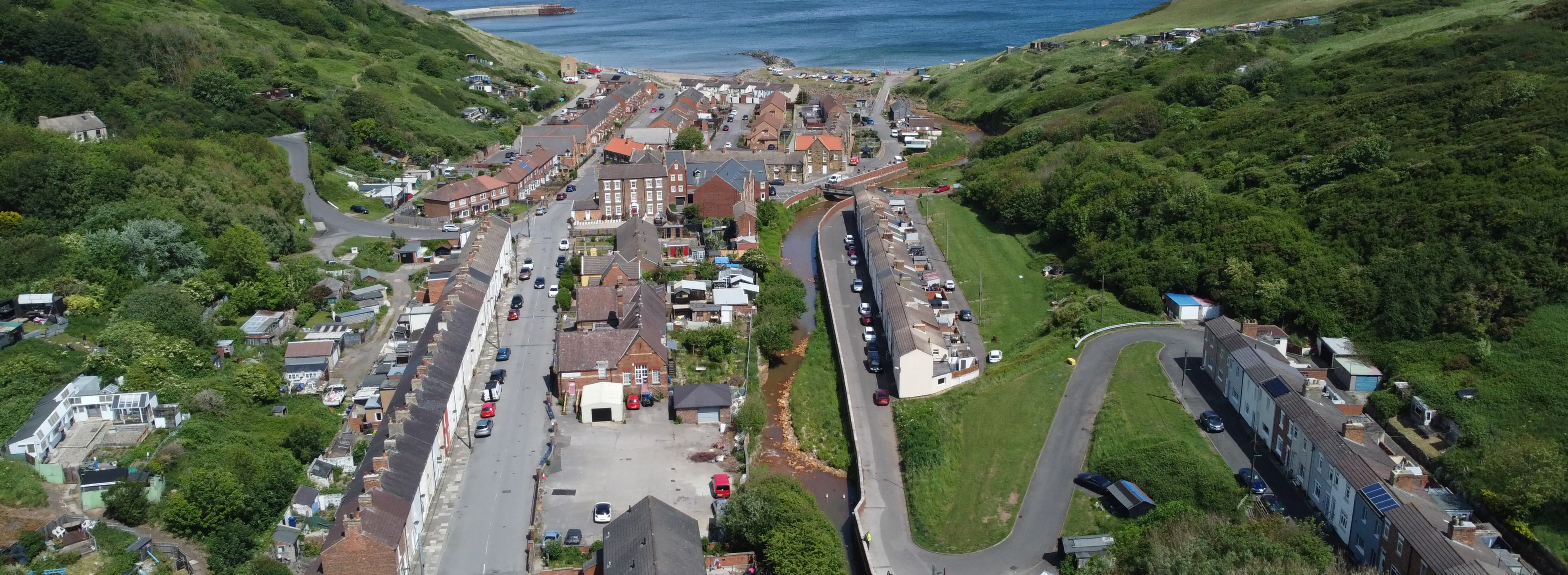 Skinningrove manual floodgates