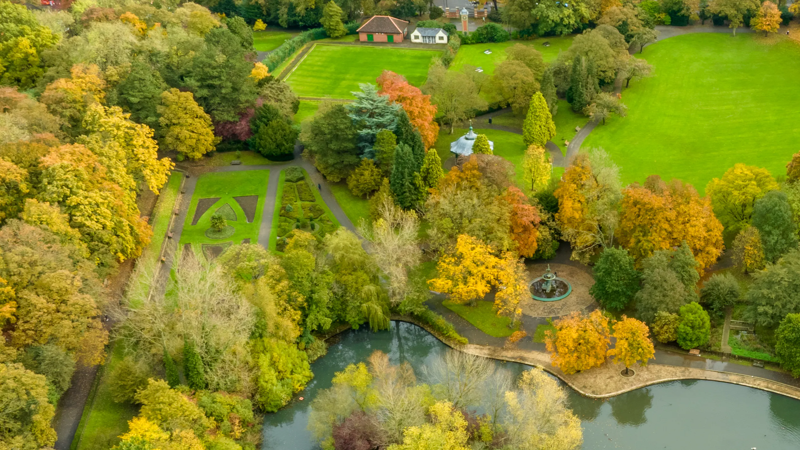Aerial photograph of Ward Jackson Park