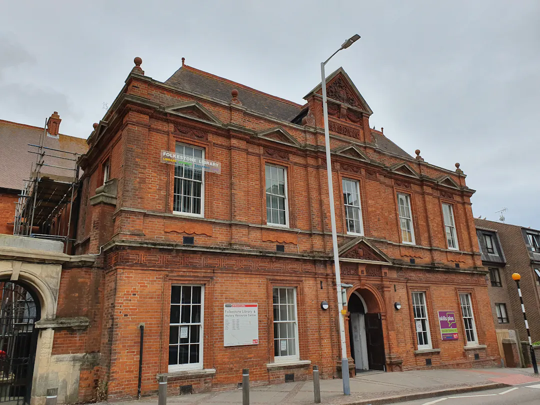 Photo showing 2 Grace Hill