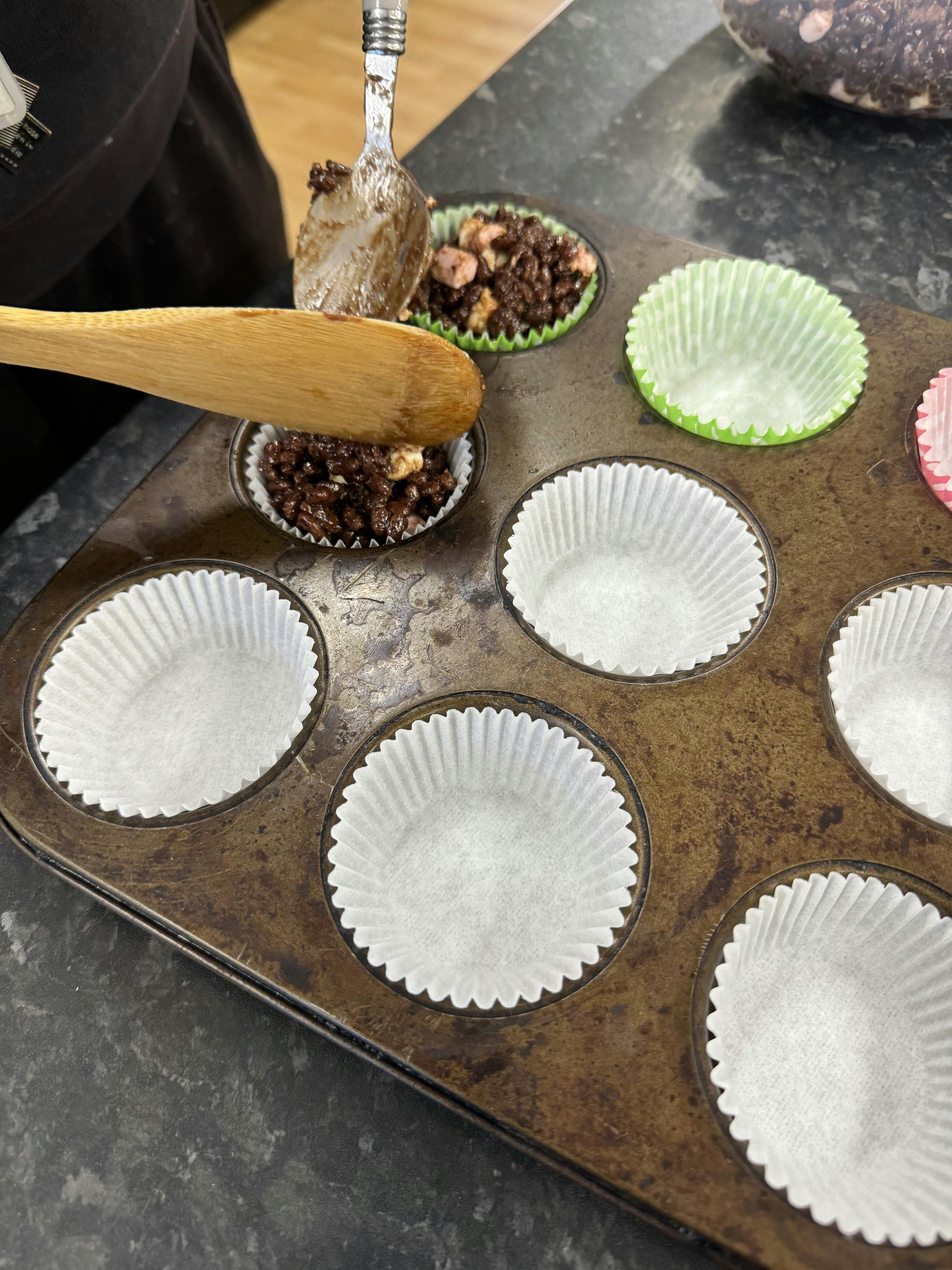 Chocolate crispy cakes 27.2.25
