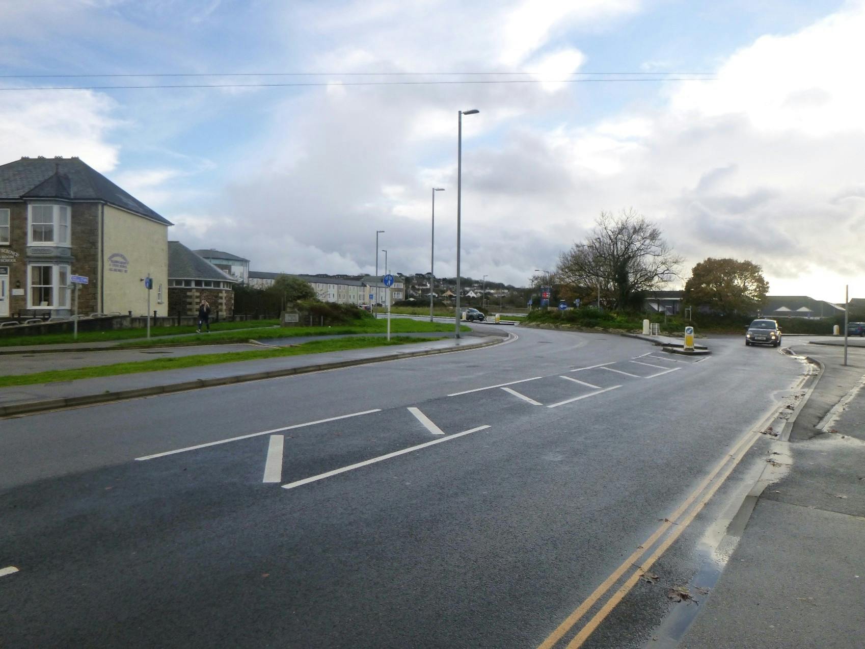 A3037 roskear school before.jpg