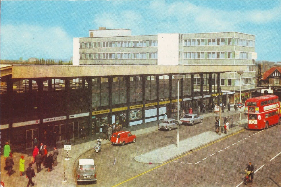 Barking-Station-1960s-Postcard-Colour