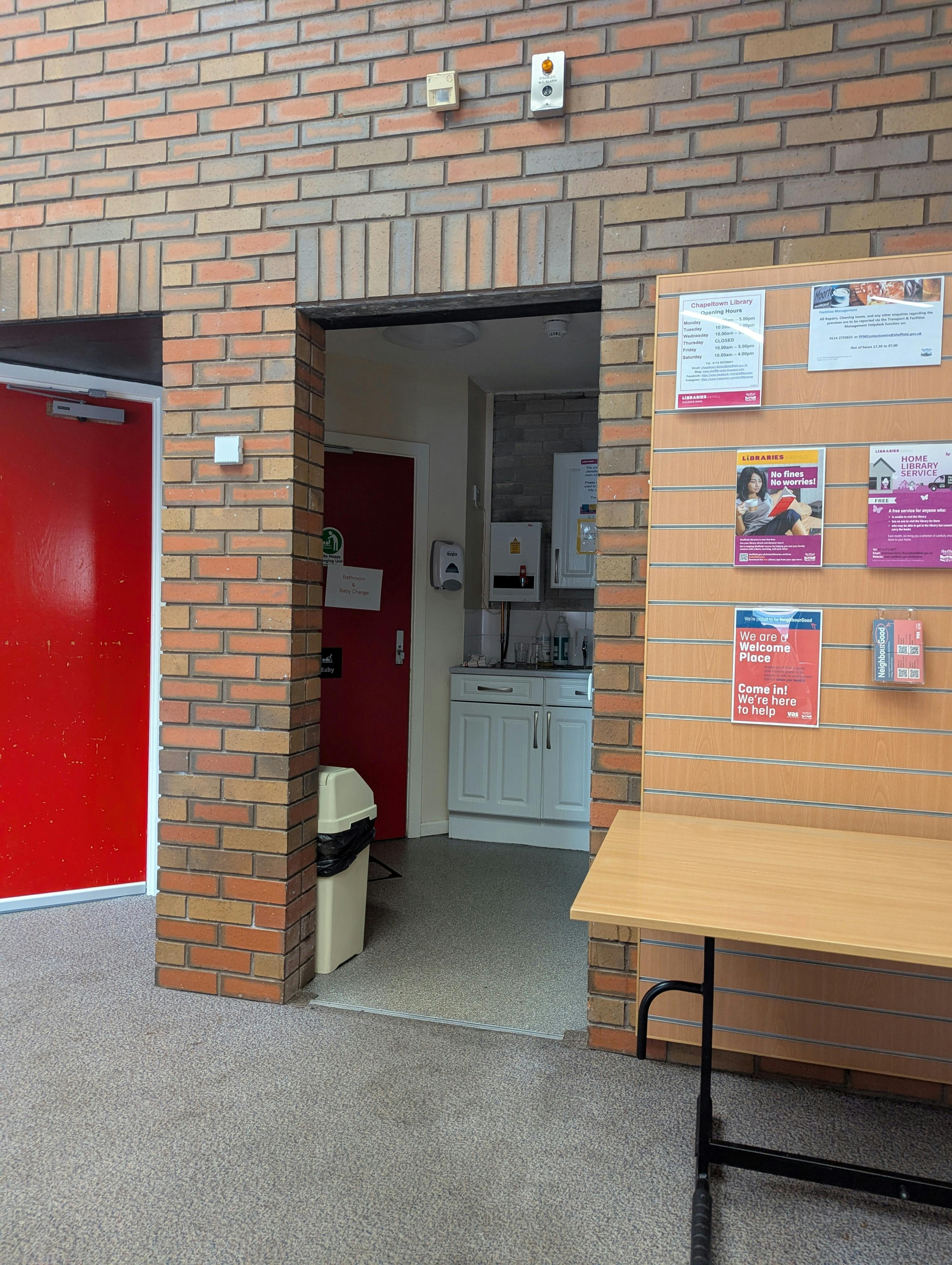 Inside Chapeltown Library meeting room photo 4