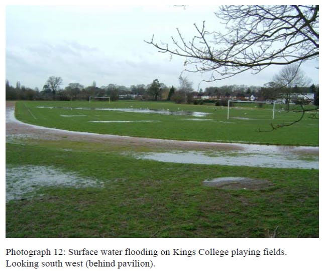 Feb 2007 flooding - Kings College Playing Fields.png