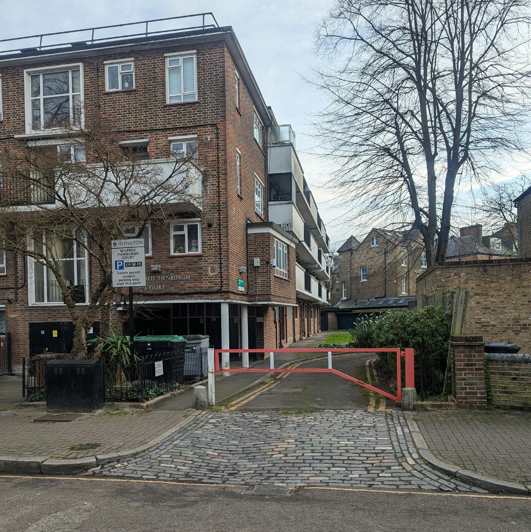 Wilfred Fienburgh2.png