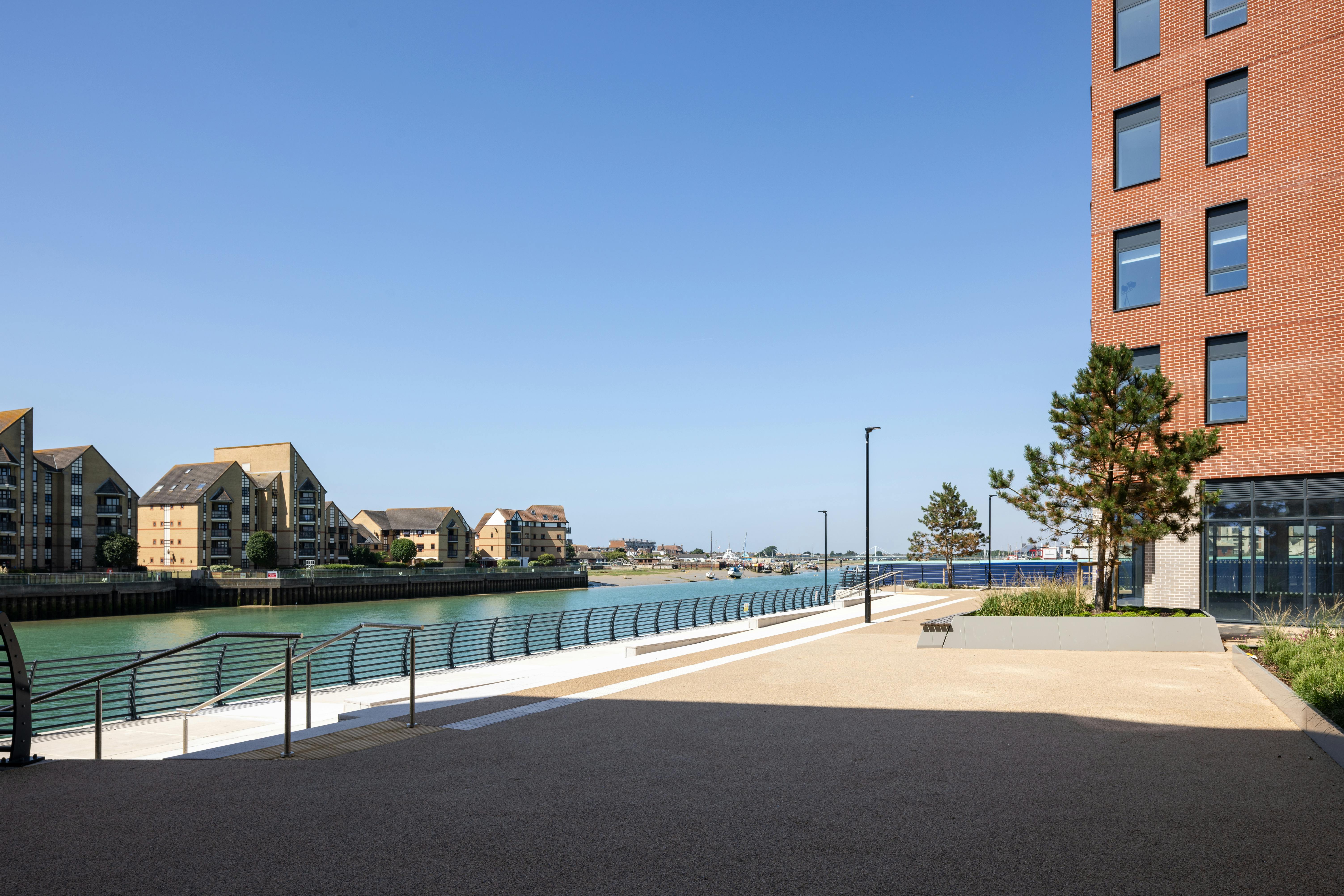 wharf 21 External 12.jpg