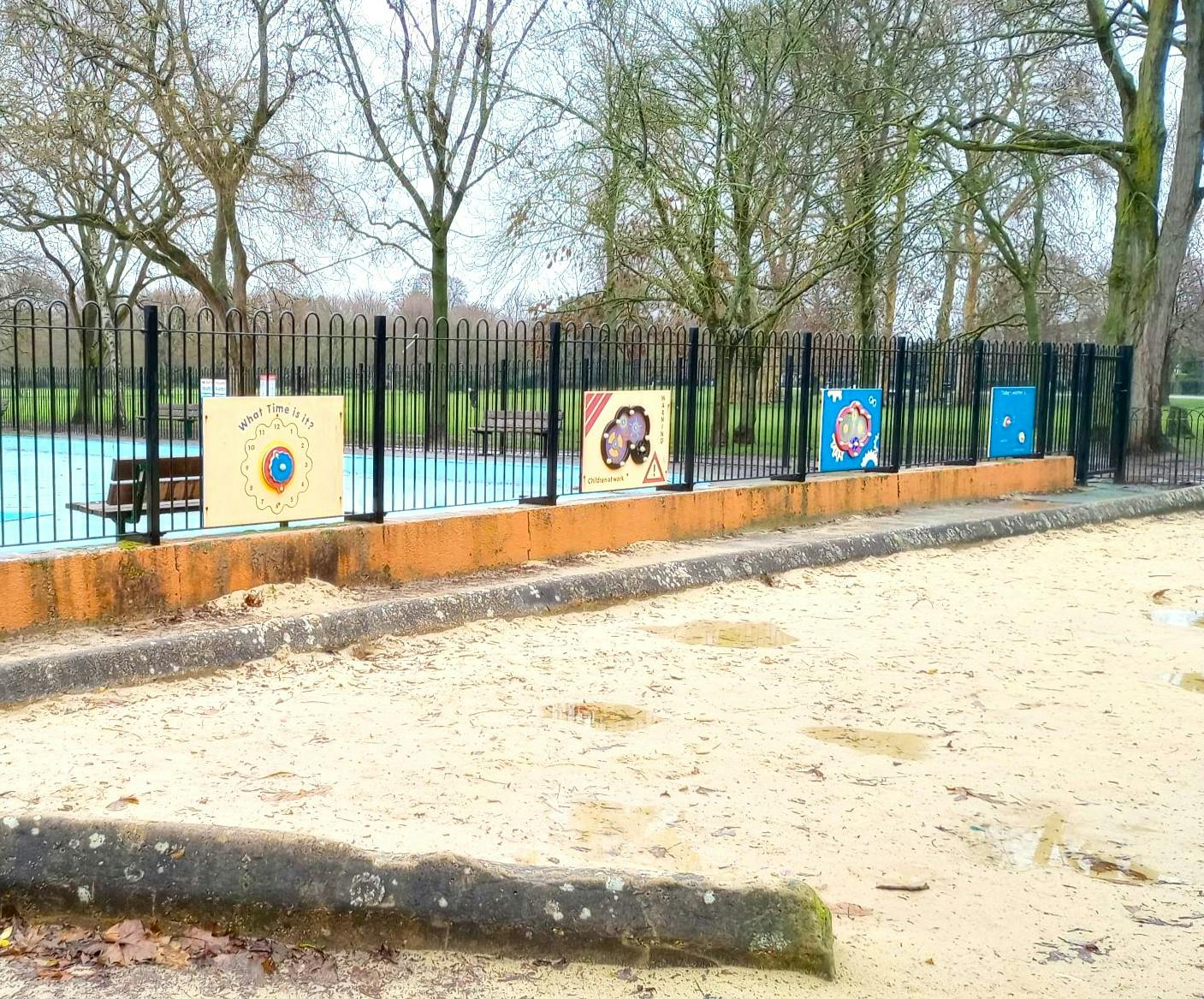 A photograph of the sand pit at Ravenscourt park