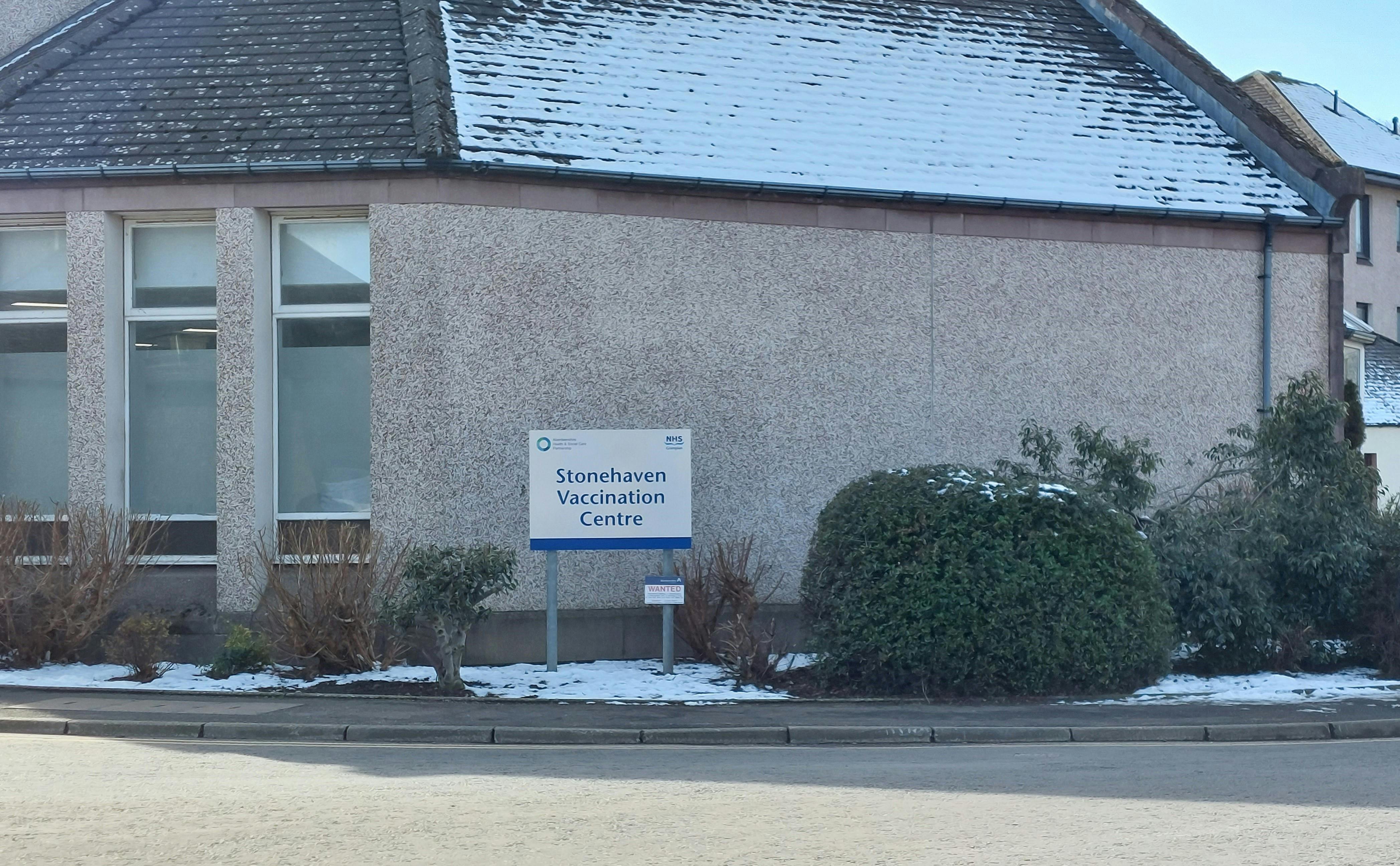 Picture shows the signage outside the Stonehaven Vaccination Centre.