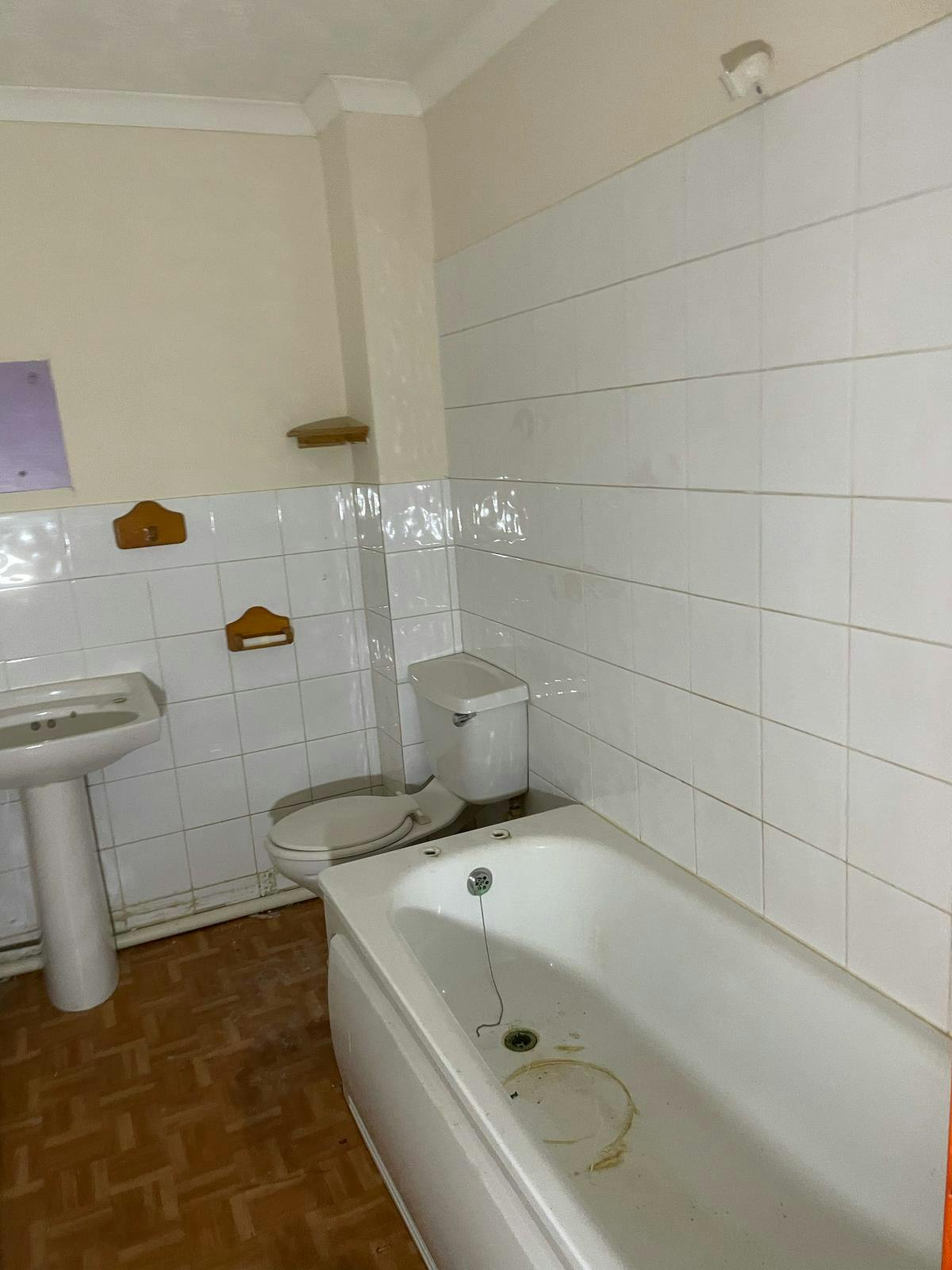 Flats 2-4 Truro Road First floor flat 4 Bathroom.jpg