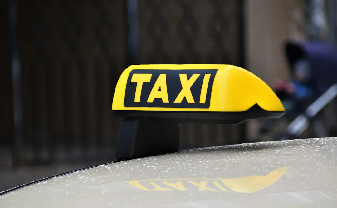 Taxi sign